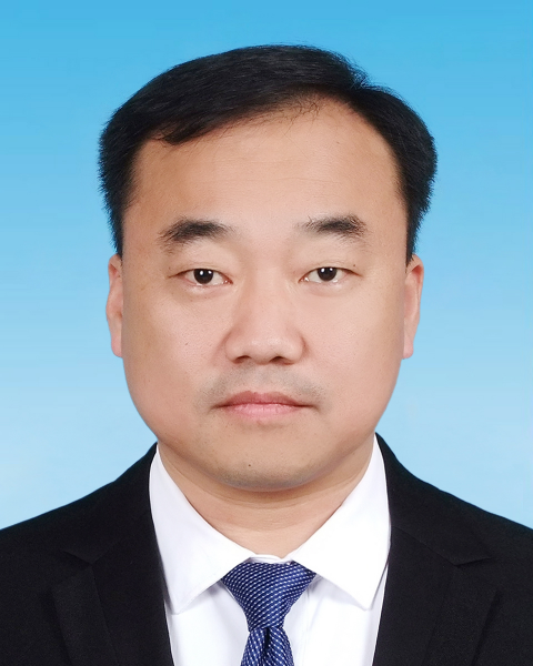 张　锐