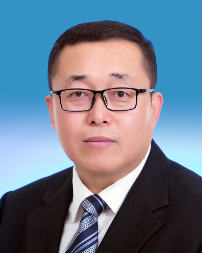 杨晓峰.jpg