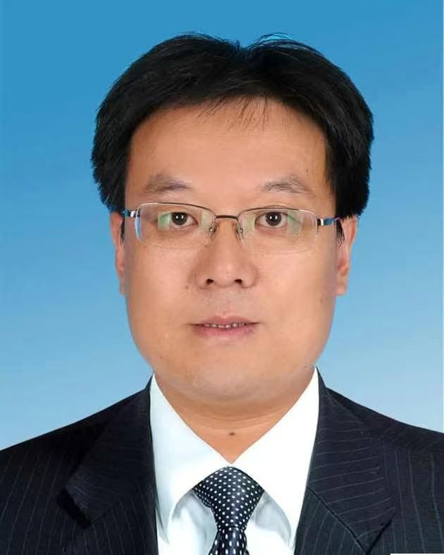 冯华.jpg