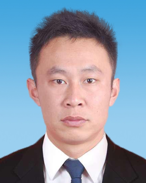 陈飞.jpg 陈飞.jpg